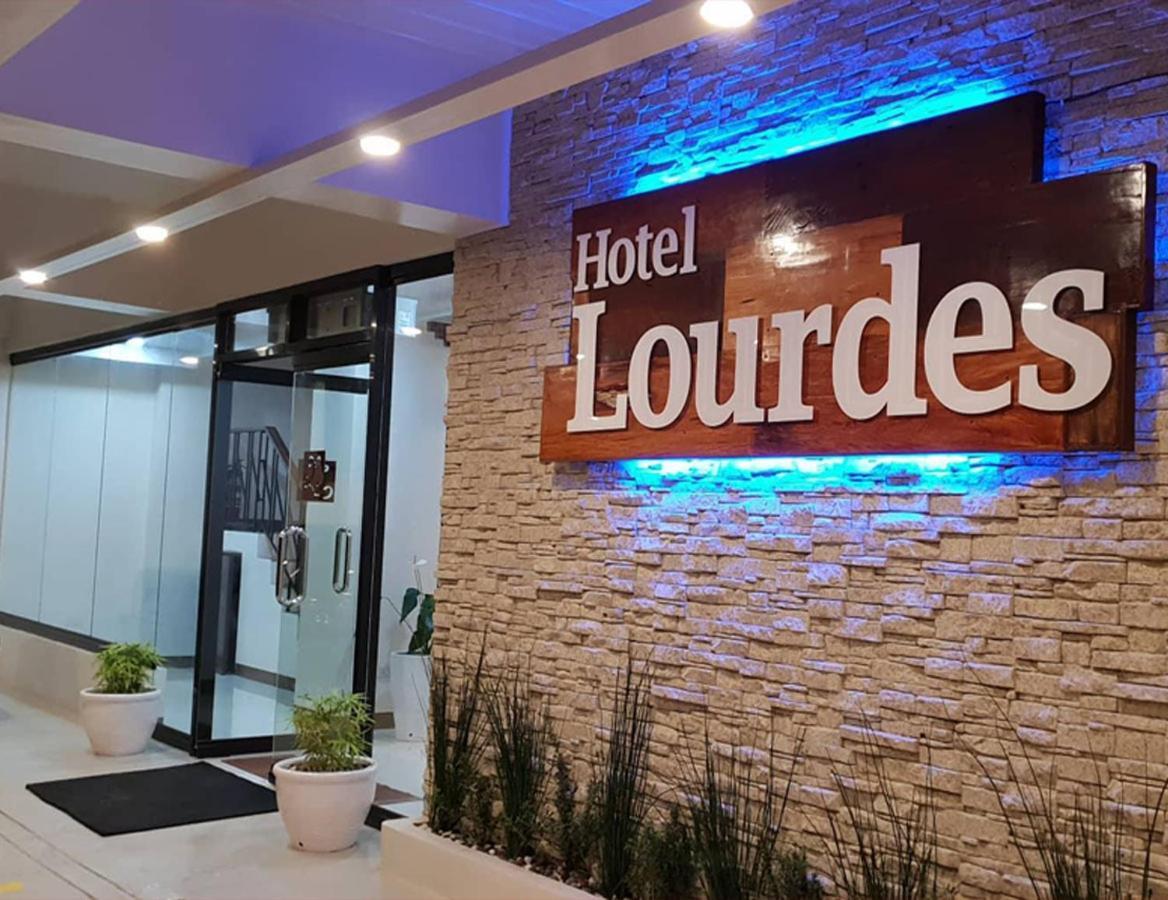 Hotel Lourdes لواوْغ المظهر الخارجي الصورة