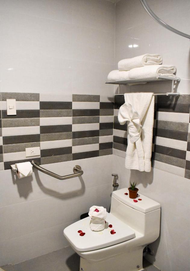 Hotel Lourdes لواوْغ المظهر الخارجي الصورة