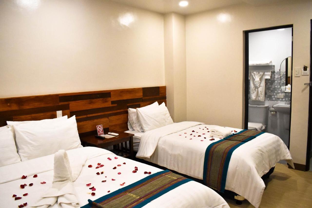 Hotel Lourdes لواوْغ المظهر الخارجي الصورة